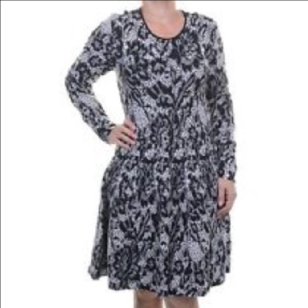 New DKNY Black and White Long Sleeve Sweater Dress